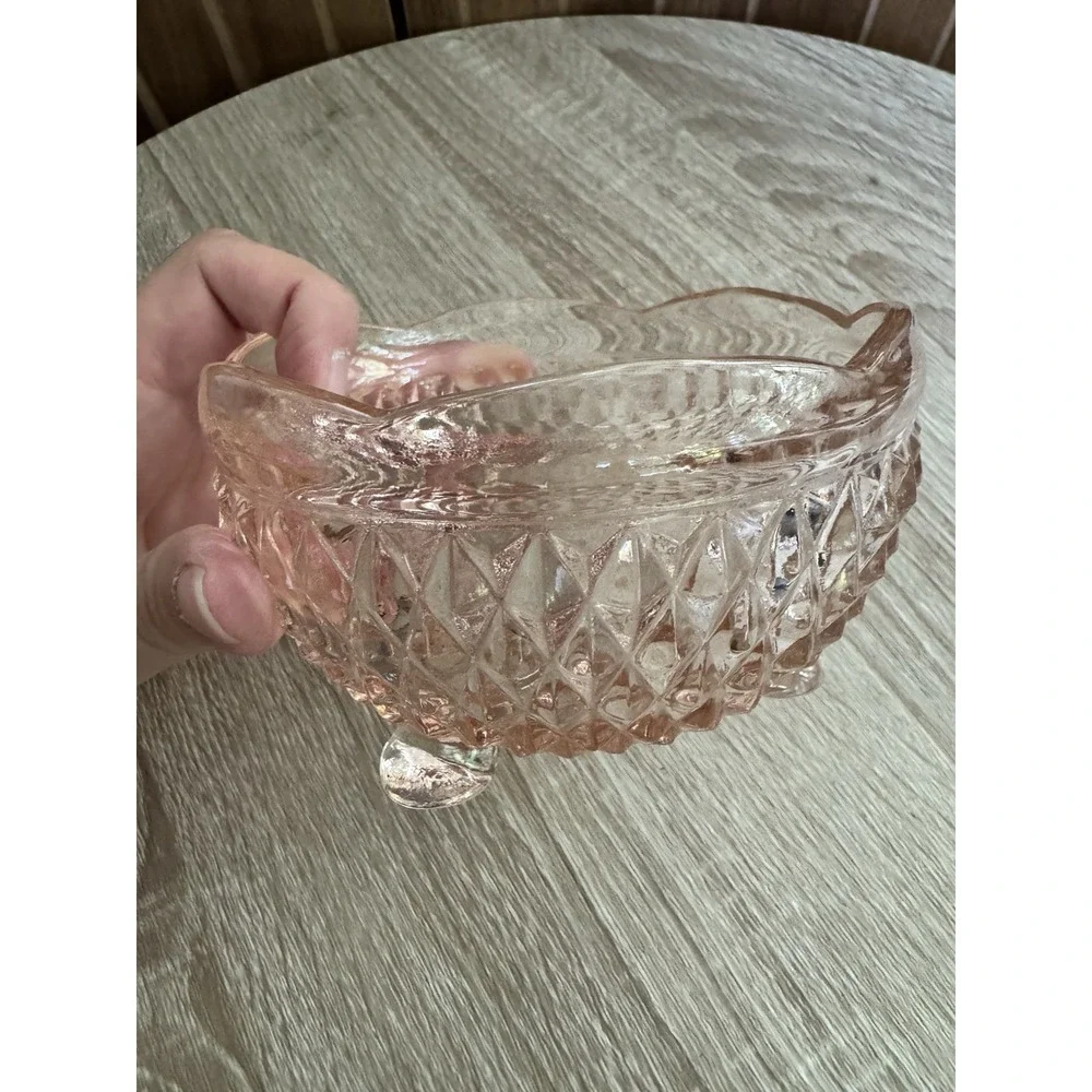 Vintage Pink Indiana Diamond Point Glass Bowl Scalloped Three Footed